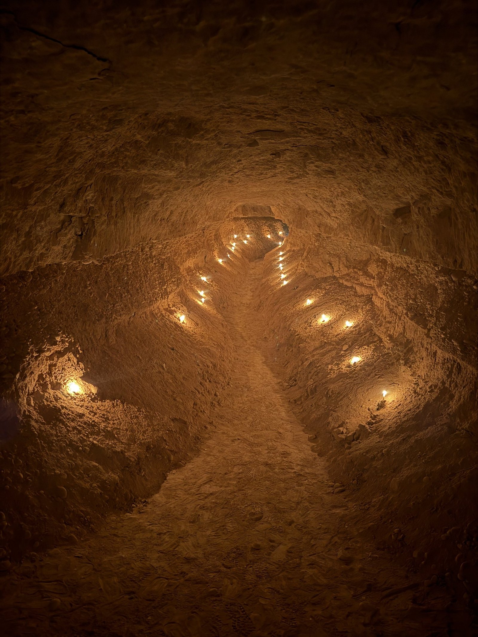 Galleria sotterranea delle khettara di Jorf, antico sistema di irrigazione del deserto